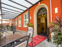 低文加尼飯店 - B&B 拉斯特住宿飯店
