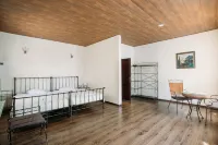 Hotel Chateau Eniseli Отели в г. 