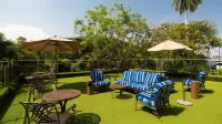 Holiday Inn Express & Suites Cuernavaca Hotels in 