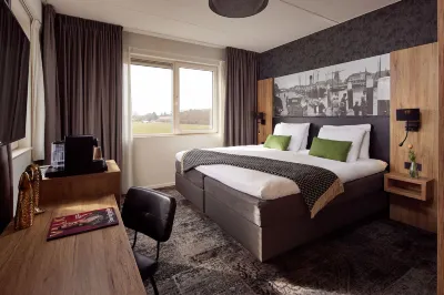 Van der Valk Texel - de Koog Hotels near Texelse Dranken