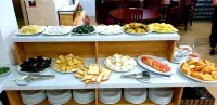 Valencia Da Nang Beach Hotel - sarapan