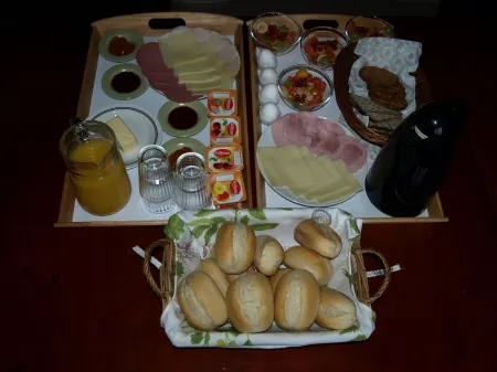 The Green House Guesthouse Отели в г. Hagfors S