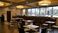 Best Western Plus Boardman Inn  Suites - Aamiainen