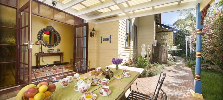 Mountain Whispers Strawberry Patch Hotel a Katoomba