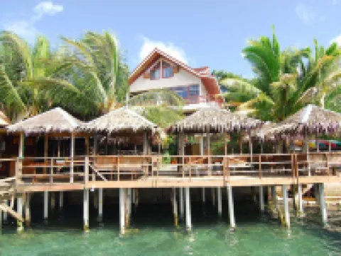 Antelope Guesthouse Hotel berhampiran Belau National Museum