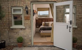 Bridleway Bed & Breakfast - Housity