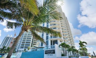 Marenas Beach Resort by Fmm