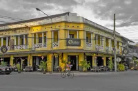 Inthira Thakhek Hotels in 