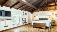 렐라이스 발폴리첼라 B&B Novaia 주변 호텔