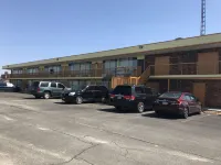 Days Inn by Wyndham Salem, Illinois - モーテル