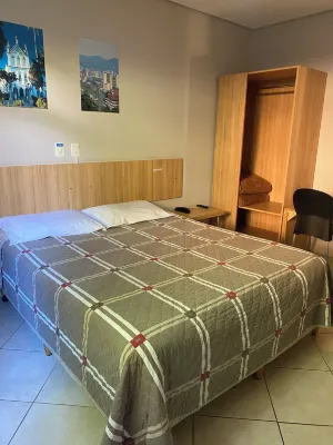 Cha Mime Hotel Các khách sạn gần Blumenau