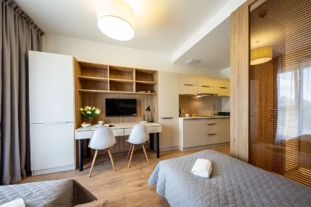 Apartments "Wolska Residence" Отели рядом с достопримечательностью «Дворец культуры и науки»