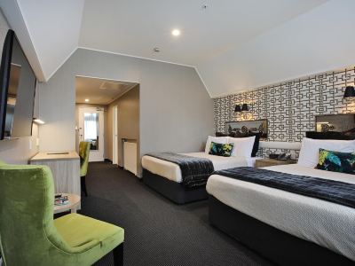 Ascot Park Hotel