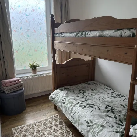 Cozy Coastal Lodge in Hayle