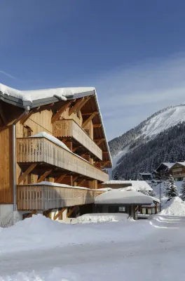 Résidence Néméa le Grand Ermitage Hotels near Linga Ski Shop