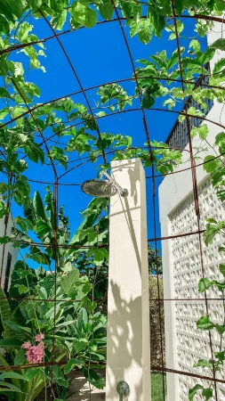 Amazing Lombok Resort Отели рядом с достопримечательностью «Selong Belanak Beach»