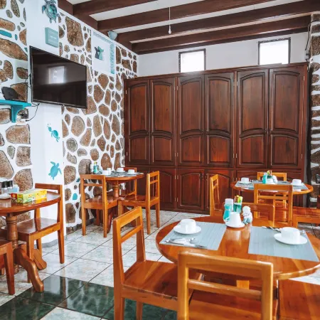 Maidith Galapagos Inn