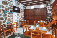 Maidith Galapagos Inn - breakfast
