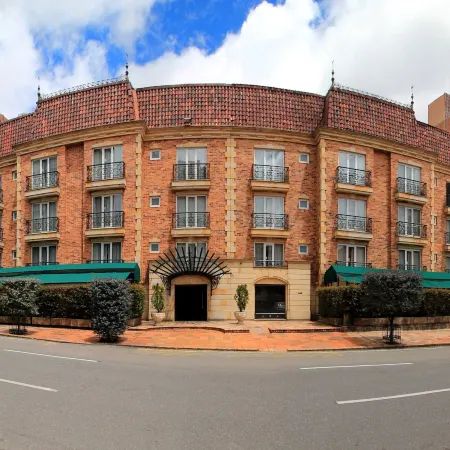 Hotel Windsor House by GEH Suites