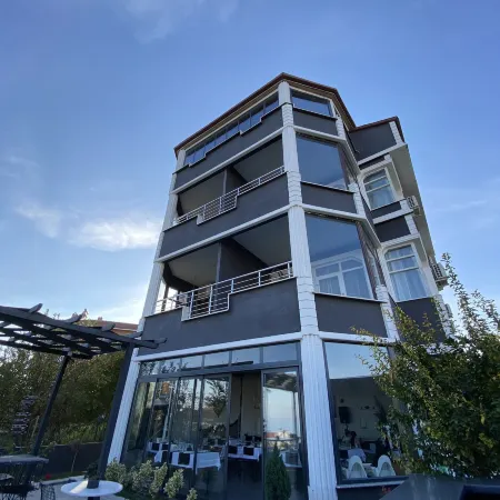 No57 Suites