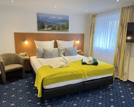Hotel Post - Regionales großes Frühstücksbuffet - Auch GF & LF Hotels in Scheidegg
