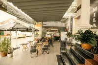 Lê Mùi Hotel - Apartment Hotels in Lac Duong District