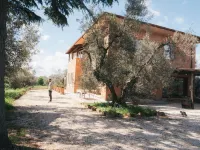 Casa YUVI Hotels in Vetralla