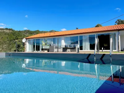 Casas Capela by O'Porto Seven Hotels near Praia da Barca