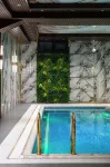 Bogishamol Hotel - Kolam Renang