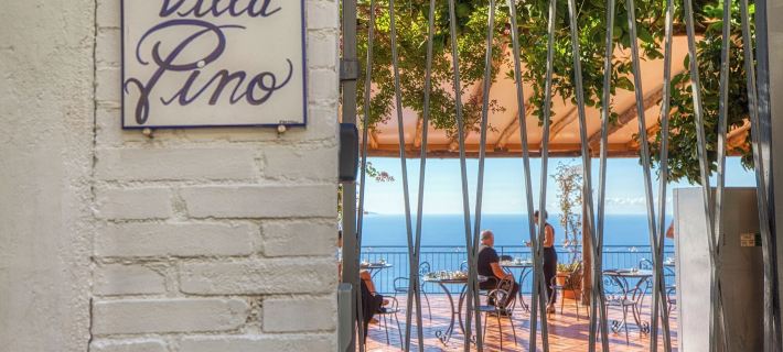 Villa Pino Hotels in Furore