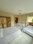 Surf Stop Hostel Serra Grande فنادق في 