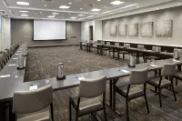 Hyatt House Pittsburgh Bloomfield Shadyside Hotels in Pittsburgh