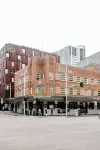Bar Broadway Hotels in Chippendale