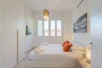 White Lake View Apartment by Rent All Como