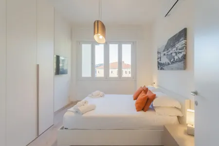 White Lake View Apartment by Rent All Como