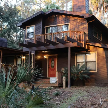Dunnellon Dreams 3 Bedroom Home by RedAwning