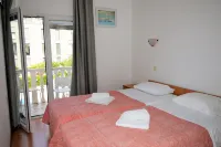 Bed & Breakfast by the Beach Hotels in Rogoznica