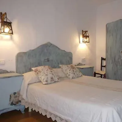 Apartamentos Casa Mata فنادق في Somontano de Barbastro