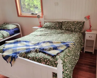 Stunning water views. Direct bayside access.  Free WIFI.  Bike trails 5 minutes