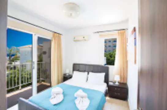 "วิลล่าวันหยุด protaras Pv5"