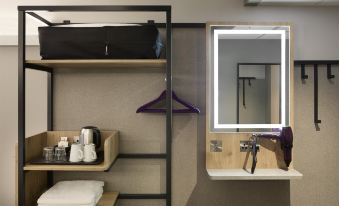 Premier Inn Bridgend Central