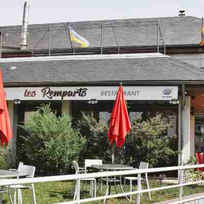 Les Remparts Hotel Exterior