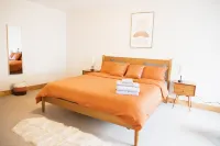 Charming 1-bedroom apartment in Jericho Hotels in 
