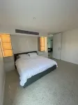 Stunning Luxury Waterfront Retreat – Sleeps 12, Pool, Spa & Entertainment Galore