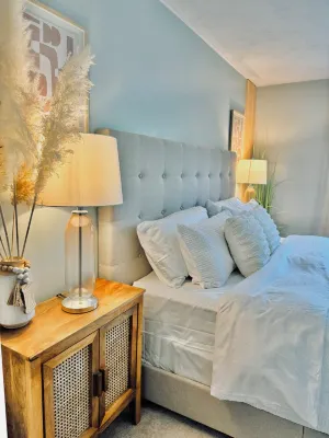 4-bdr house Boalsburg with AC, WiFi, Sauna and Bar 10 min from Beaver Stadium!