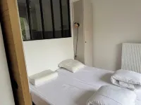 F3 apartment with balconies, domaine de l'hermitage