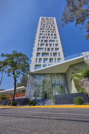 Park Life Guadalajara Отели рядом с достопримечательностью «Госпиталь Кабаньяс»