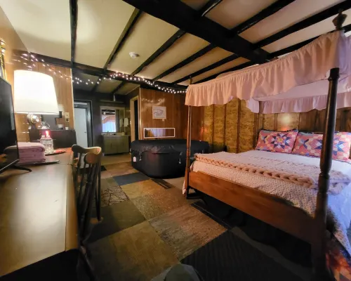 Pocono Mountains Hotel and Spa Hotels in Wayne County