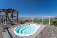 Desert Canyon Golf Resort Hotels in Chelan