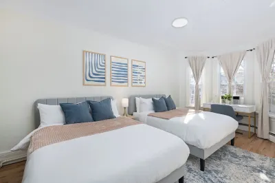 New! 3Bedroom Gem Just 15 Minutes to NYC with WiFi, AC, Prime Location